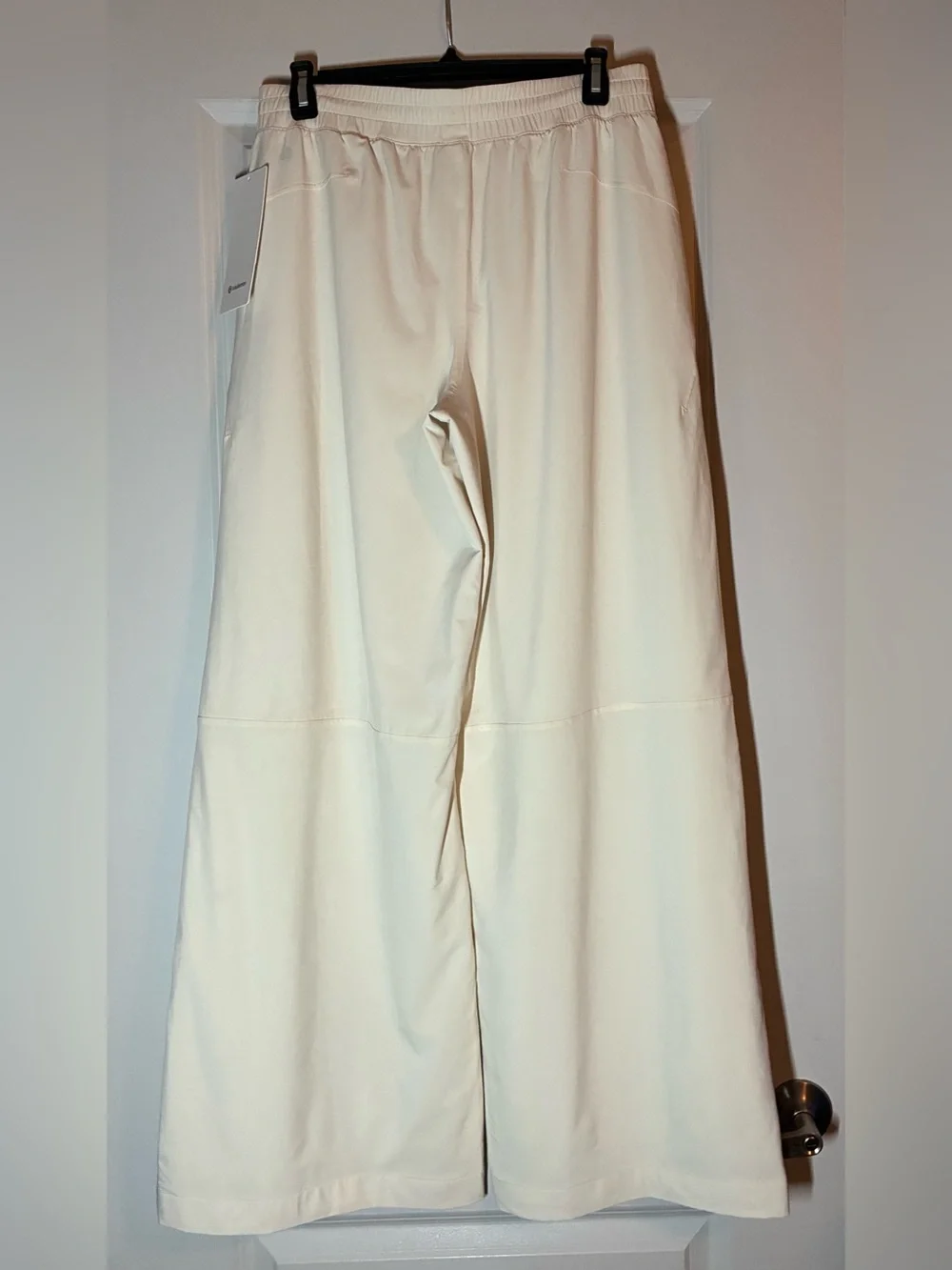 🆕 Lululemon Swift Mid-Rise Wide-Leg Pant in Light Ivory Size 8